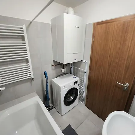 Modern Apartment 6Min From The Prague Castle Exterior photo